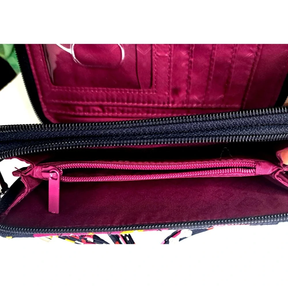 Vera Bradley Painted Paisley RFID Wallet Crossbody Purse Quilted NWOT Festival - Picture 6 of 11